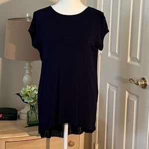 Pebble and stone Navy top